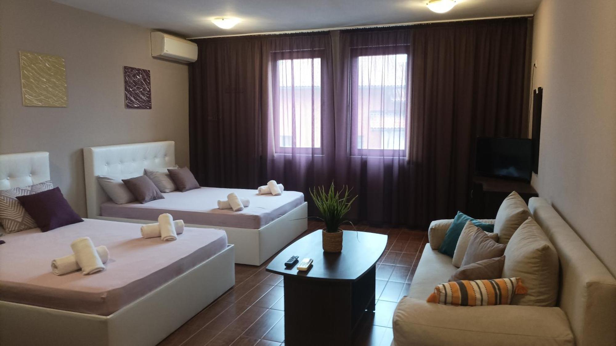 Cosy Apartments And Spectacular Rooms Fotiadis Veliko Tărnovo Esterno foto