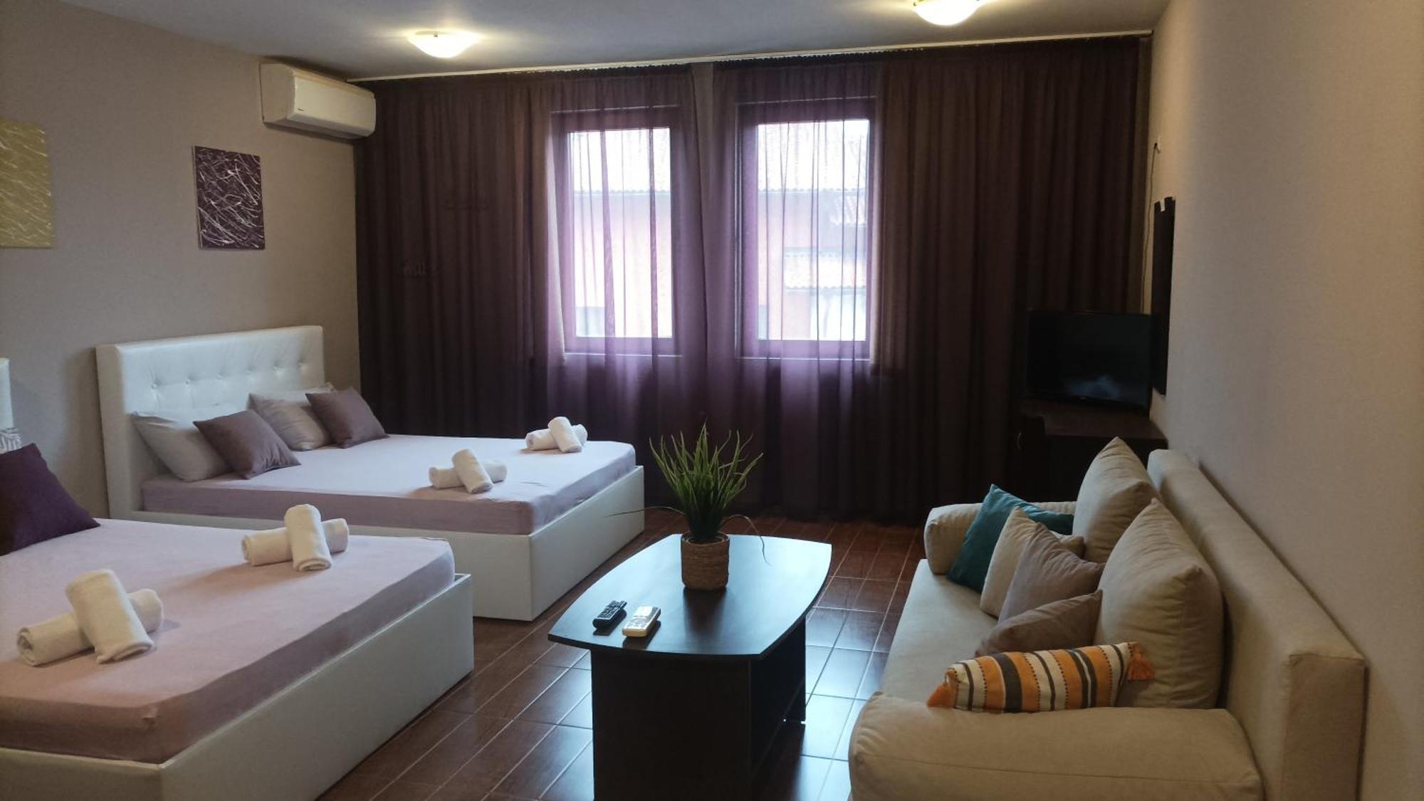 Cosy Apartments And Spectacular Rooms Fotiadis Veliko Tărnovo Esterno foto